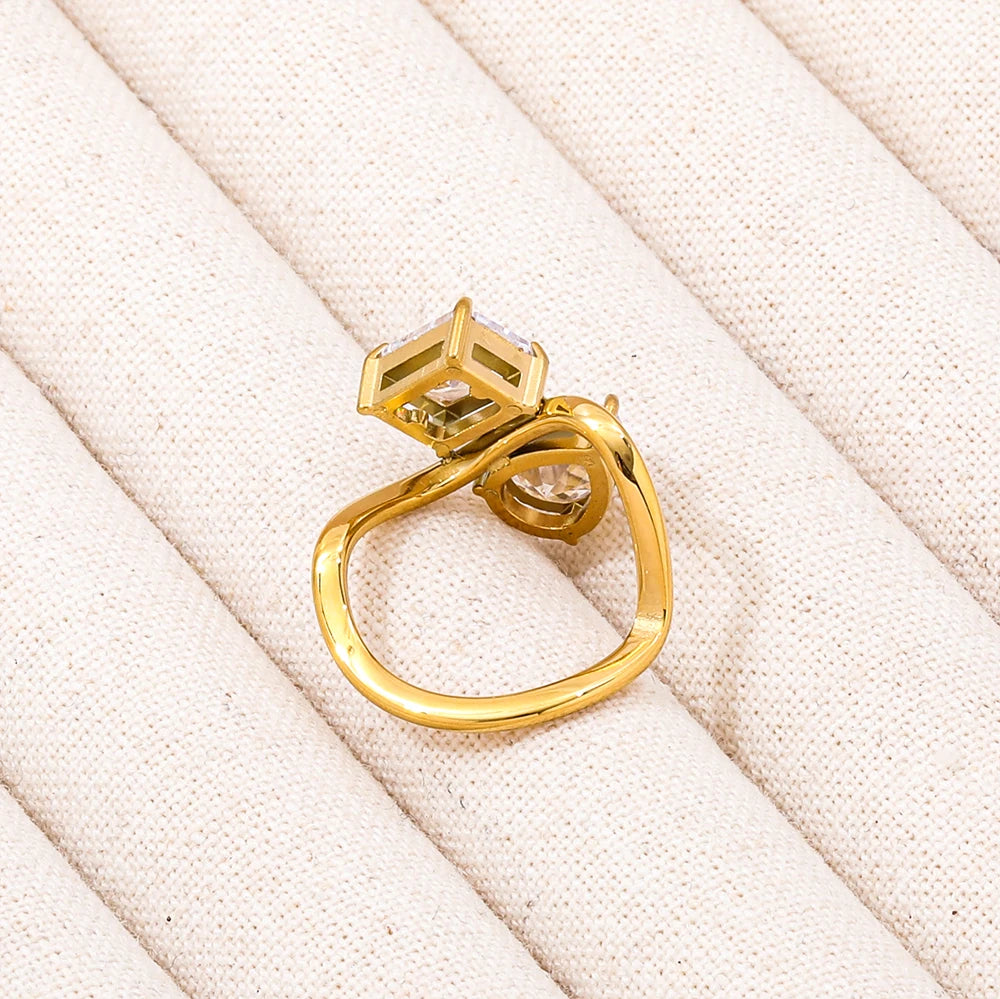 18K Gold Plated Ring with Water Drop Rectangle Zircon
