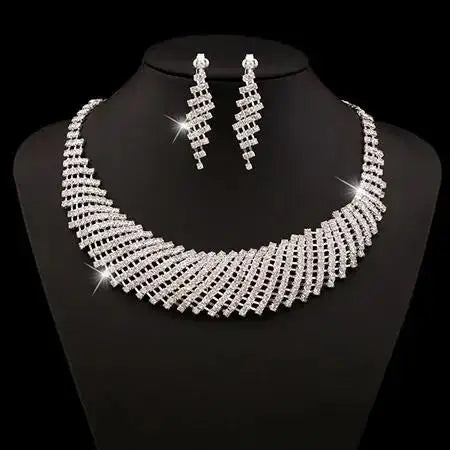 Pearl Jewelry Set:               Bracelet, Necklace, Earrings