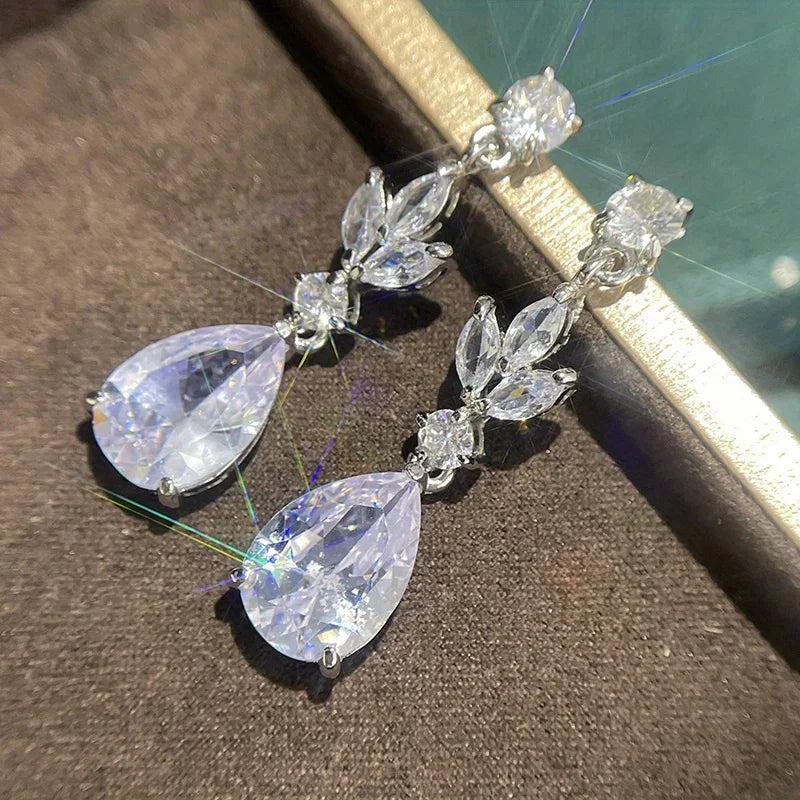 Zircon Pendant Earrings