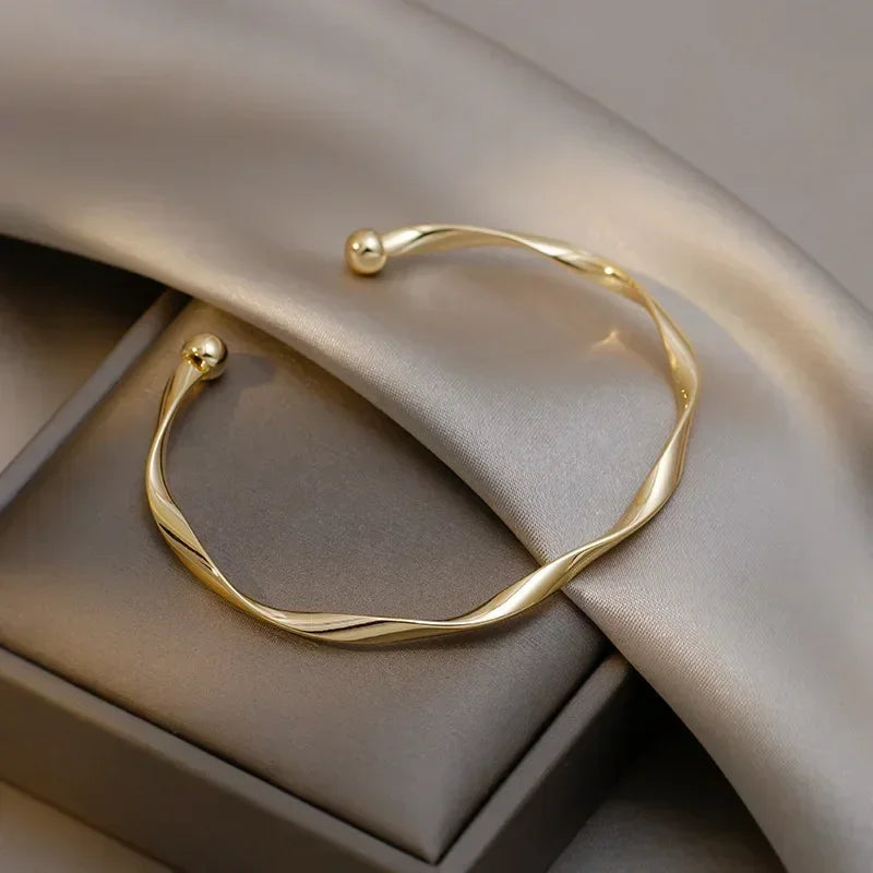 Twist Bracelet