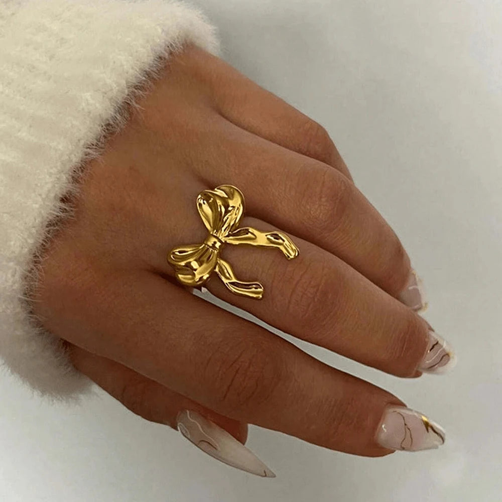 Bow Ring Vintage
