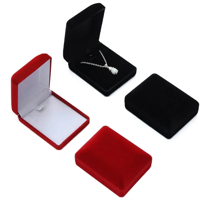 Velvet Necklace Box